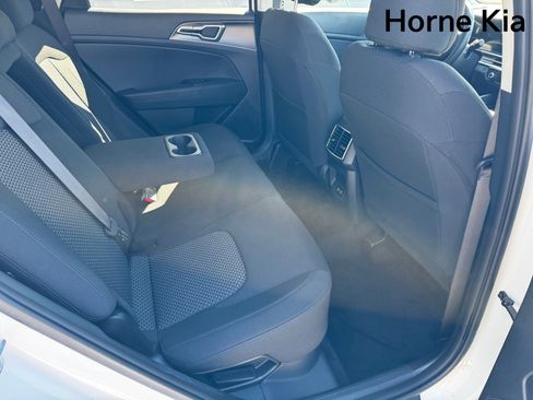 New 2026 Kia Sportage LX image 18