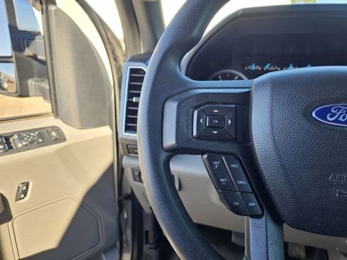 Used 2022 Ford F250 XLT w/ XLT Premium Package image 24