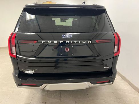 Used 2025 Ford Expedition Max Platinum AWD/4WD image 18