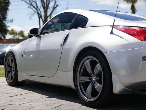 Used 2003 Nissan 350Z Touring RWD image 8