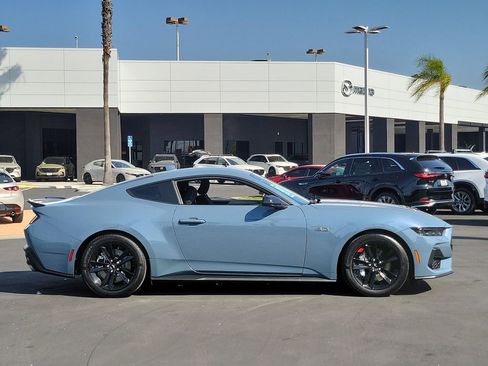 Used 2025 Ford Mustang GT RWD image 31