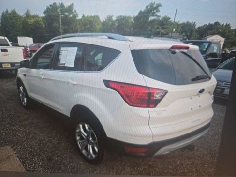 Used 2019 Ford Escape Titanium AWD/4WD image 6