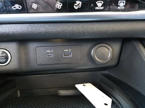 Used 2021 Nissan Rogue S image 12