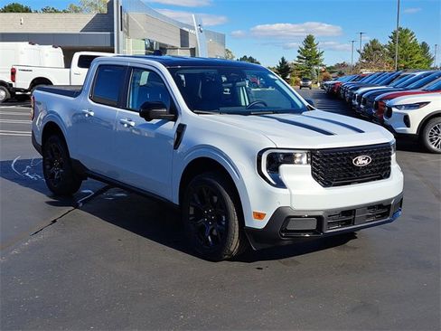 New 2025 Ford Maverick Lariat w/ Black Appearance Package image 26