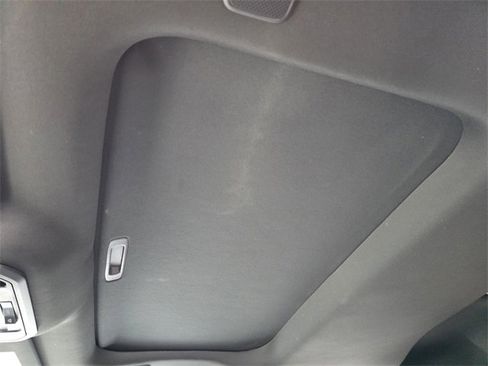 Used 2025 Toyota Tacoma Limited image 19