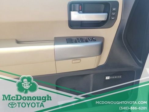 Used 2016 Toyota Sequoia Limited AWD/4WD image 15