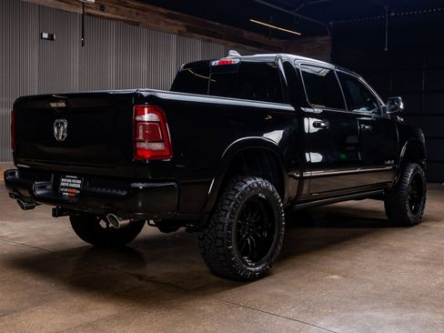 Used 2019 RAM 1500 Limited AWD/4WD image 10