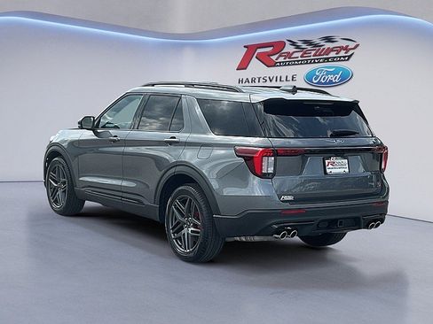 Used 2025 Ford Explorer ST AWD/4WD image 4