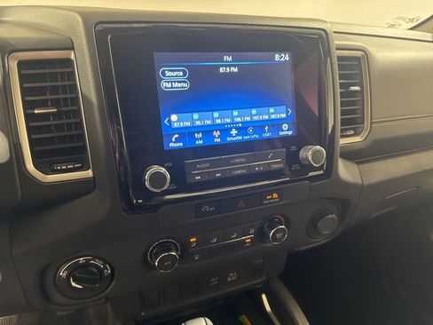 Used 2023 Nissan Frontier SV AWD/4WD image 13