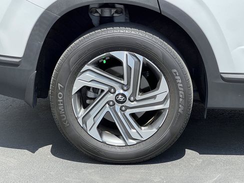 Certified 2023 Hyundai Santa Fe SE w/ Cargo Package AWD/4WD image 15