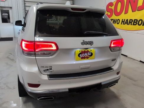 Used 2017 Jeep Grand Cherokee Summit image 41