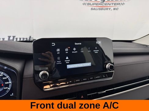 Used 2024 Mitsubishi Outlander SE image 15