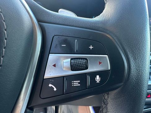 Used 2025 BMW X5 xDrive50e image 16