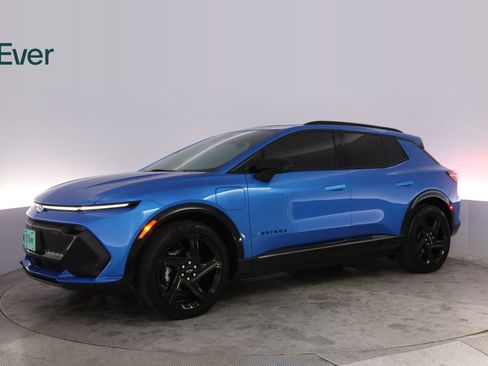 Used 2025 Chevrolet Equinox EV RS w/ LPO, All-Weather Mat Package FWD image 18