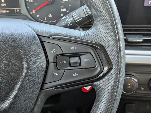 Certified 2024 Chevrolet Trax LS w/ LS Convenience Package image 21