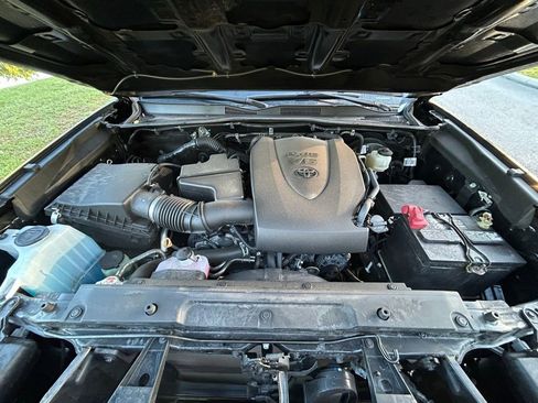 Used 2023 Toyota Tacoma SR5 image 11