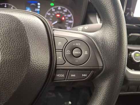 Certified 2025 Toyota Corolla Cross S image 18