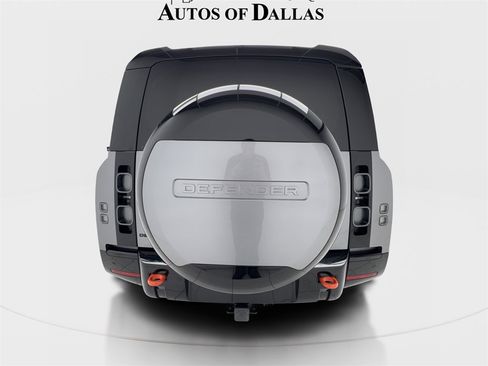 Used 2024 Land Rover Defender 130 X image 10