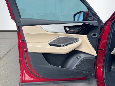 Used 2023 Acura MDX SH-AWD image 24