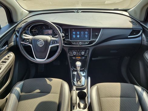 Used 2020 Buick Encore Preferred image 9