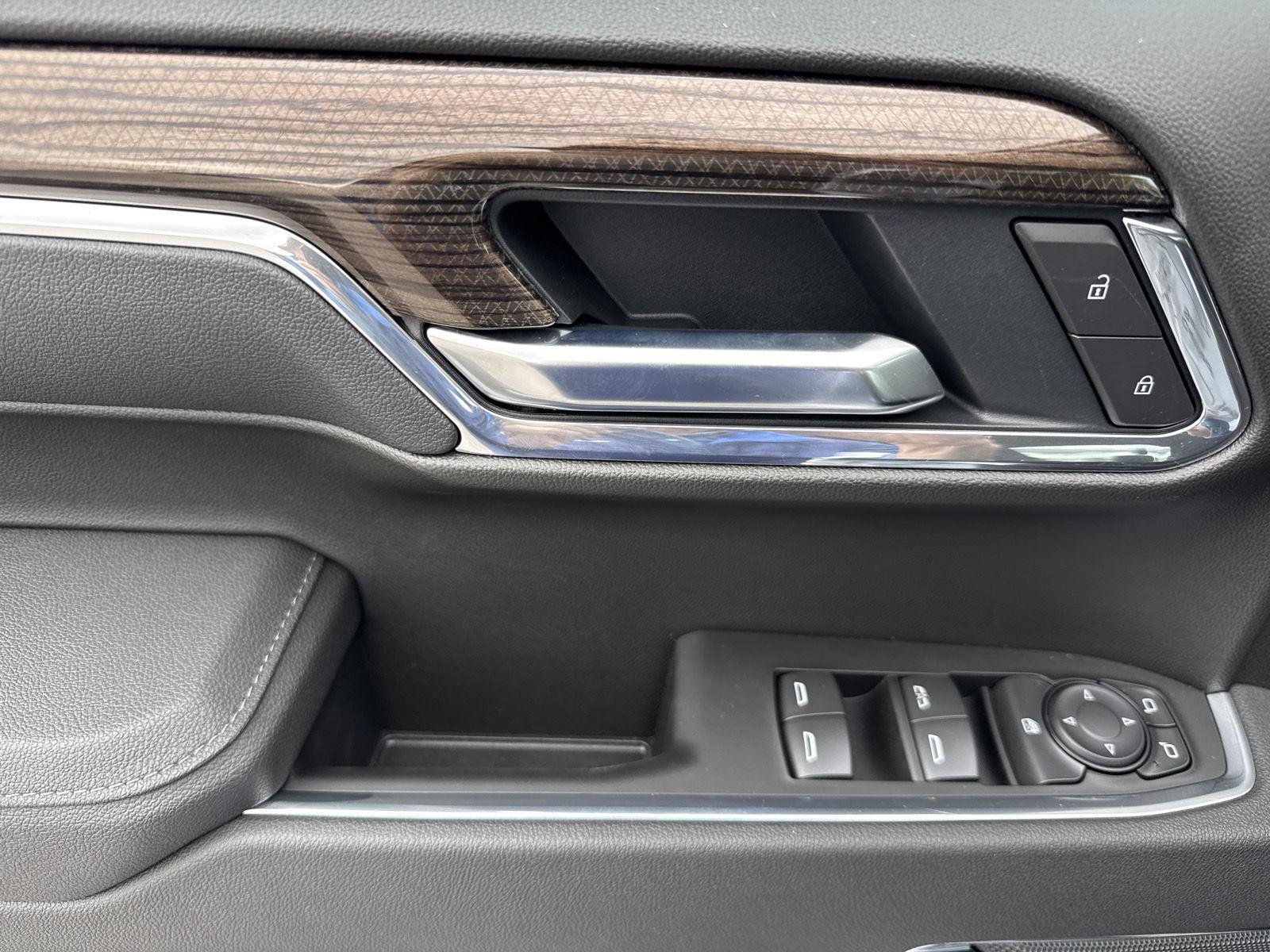 New 2026 Chevrolet Silverado 1500 RST AWD/4WD image 17