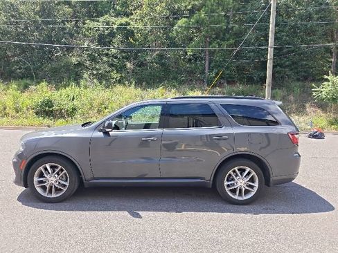 Used 2024 Dodge Durango GT RWD image 5