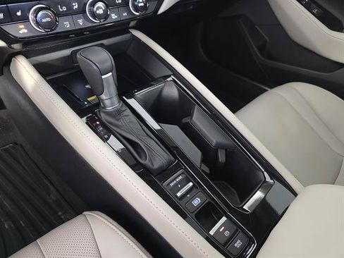 Used 2025 Honda Accord Touring image 36