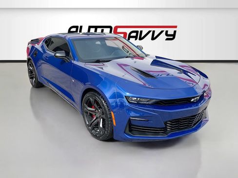 Used 2022 Chevrolet Camaro SS RWD image 1