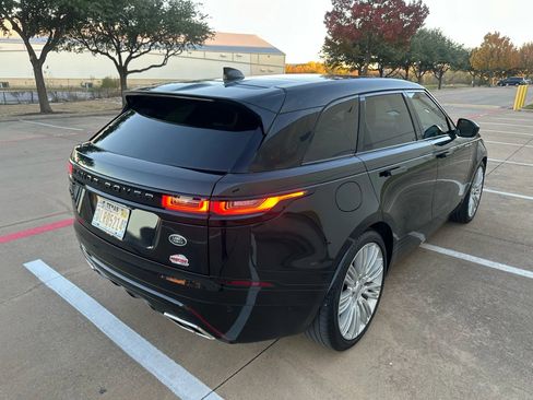 Used 2020 Land Rover Range Rover Velar R-Dynamic S image 9