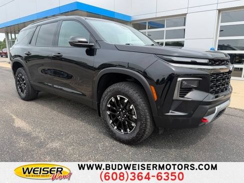 Certified 2024 Chevrolet Traverse Z71 w/ Enhanced Driving Package AWD/4WD image 1