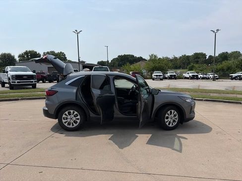 Used 2024 Ford Escape Active FWD image 32