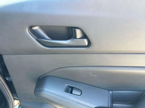 Used 2023 Nissan Altima 2.5 S image 13