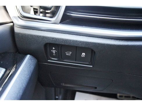 Used 2025 Kia Sorento SX FWD image 19