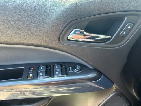 Used 2022 Chevrolet Colorado Z71 w/ Safety Package AWD/4WD image 25