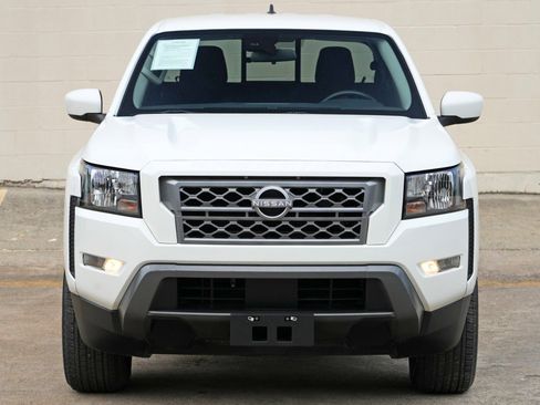 Used 2022 Nissan Frontier SV RWD image 40