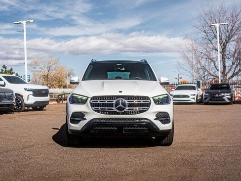 Used 2024 Mercedes-Benz GLE 350 4MATIC image 2