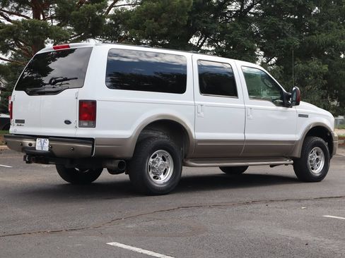 Used 2005 Ford Excursion Eddie Bauer AWD/4WD image 5