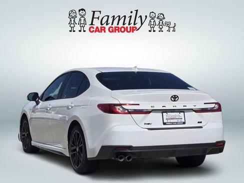 Used 2025 Toyota Camry SE w/ Multimedia Upgrade Package FWD image 3