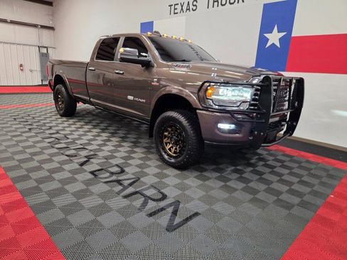 Used 2021 RAM 3500 Limited AWD/4WD image 23