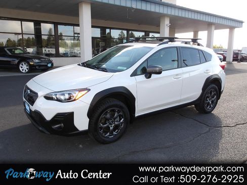 Used 2022 Subaru Crosstrek 2.5i Sport w/ Moonroof Package AWD/4WD image 1