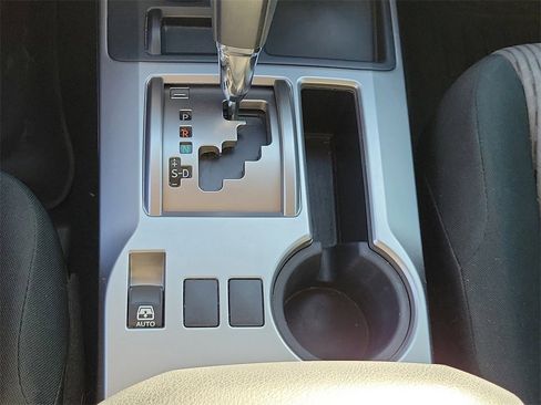 Used 2018 Toyota 4Runner SR5 image 29