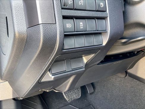 New 2026 Toyota 4Runner SR5 AWD/4WD image 19