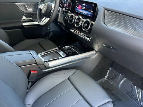 Used 2026 Mercedes-Benz GLA 250 image 25