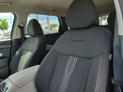 Certified 2023 Hyundai Tucson SEL FWD image 18
