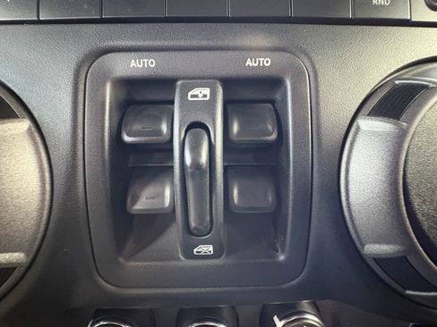 Used 2017 Jeep Wrangler Unlimited Sport w/ Quick Order Package 24S image 13