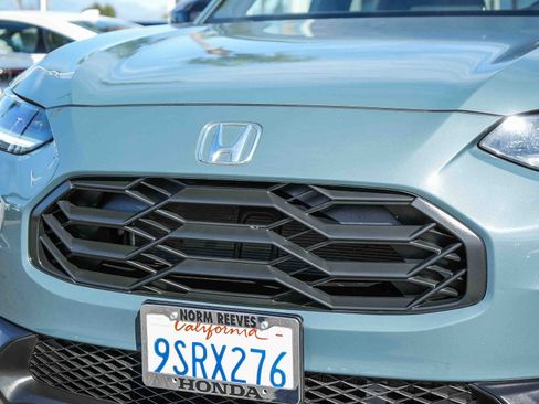 Used 2025 Honda HR-V Sport image 6