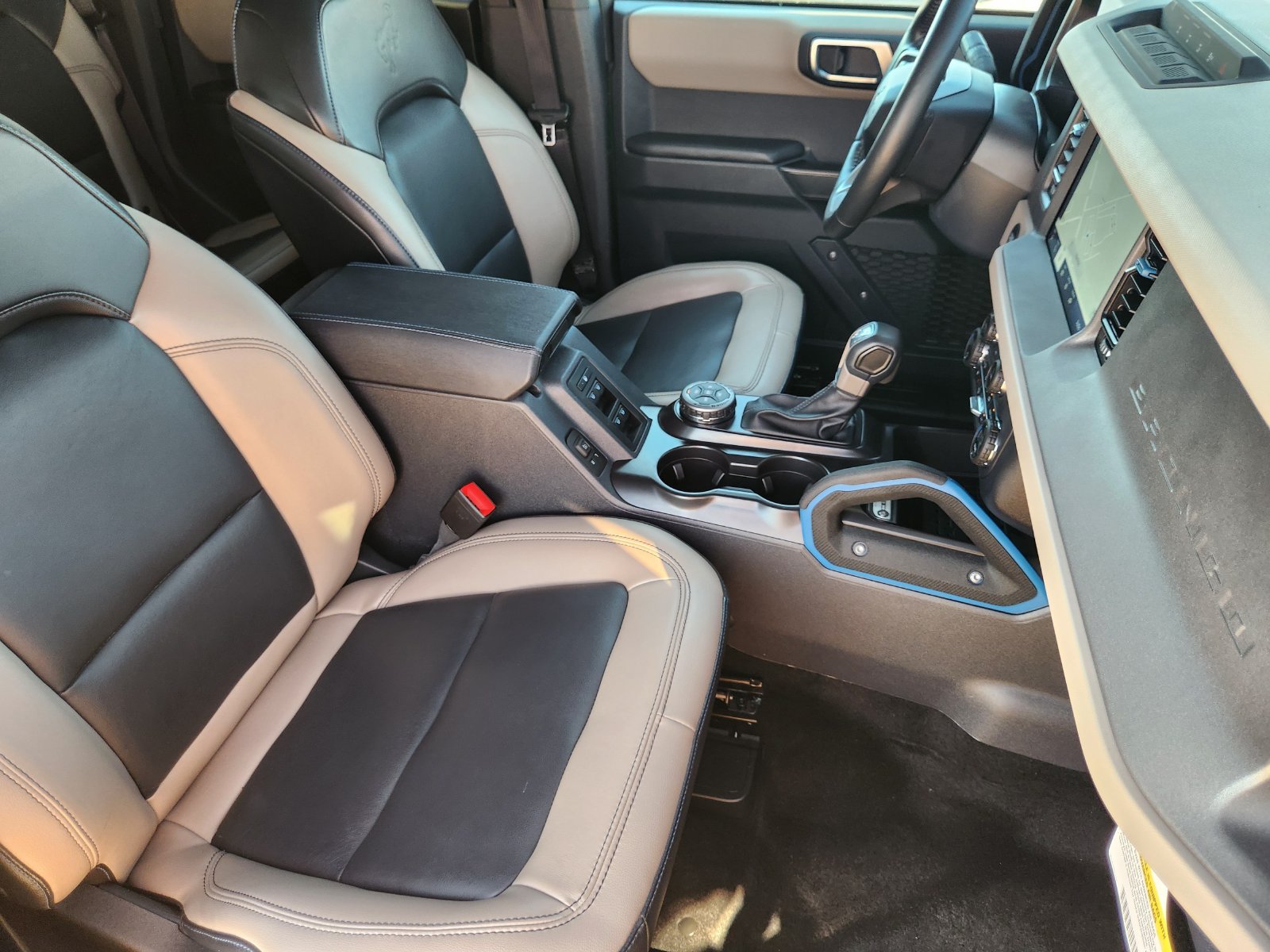 Used 2024 Ford Bronco Wildtrak AWD/4WD image 15