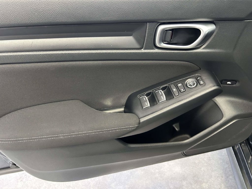 Used 2025 Honda Civic LX image 15