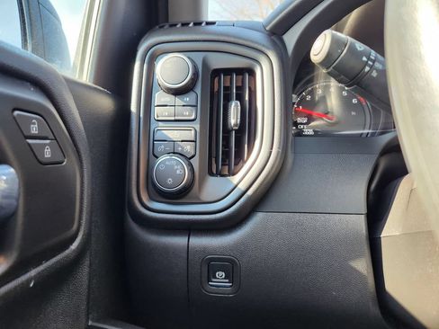 New 2025 Chevrolet Silverado 1500 Custom Trail Boss w/ Turbomax Blackout Package AWD/4WD image 11