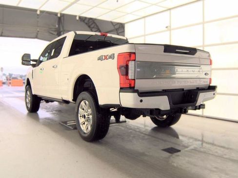 Used 2017 Ford F250 Platinum w/ Platinum Ultimate Package AWD/4WD image 5